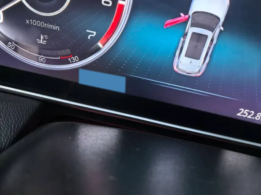 2022 HongQi HS5 2.0T 224HP L4 6AT,autocango,china used car exporter,china ev exporter,chinese used car exporter,chinese used ev exporter