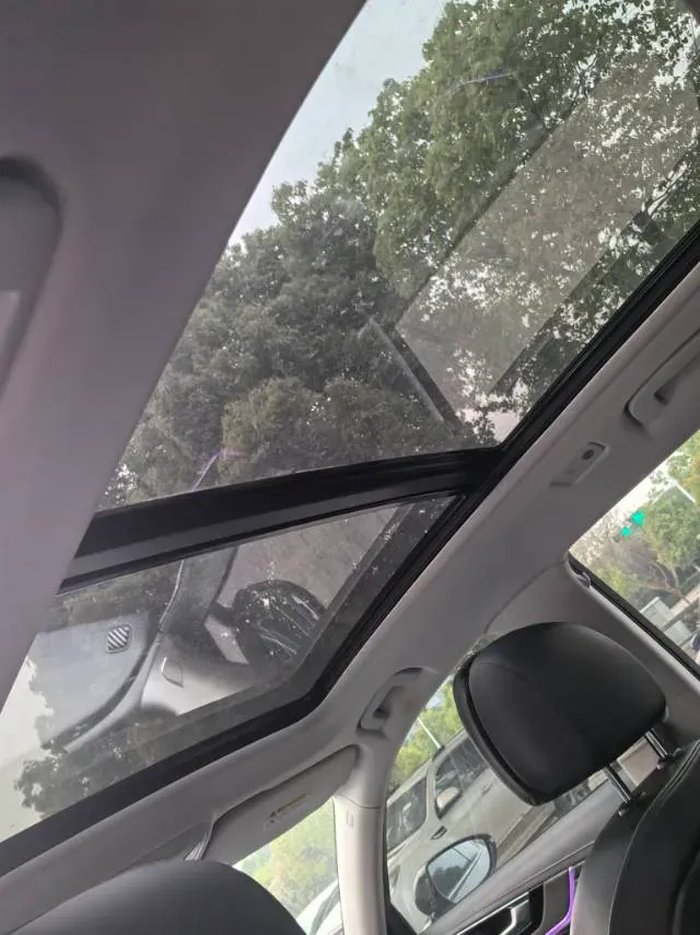 2022 HongQi HS5 2.0T 224HP L4 6AT,autocango,china used car exporter,china ev exporter,chinese used car exporter,chinese used ev exporter