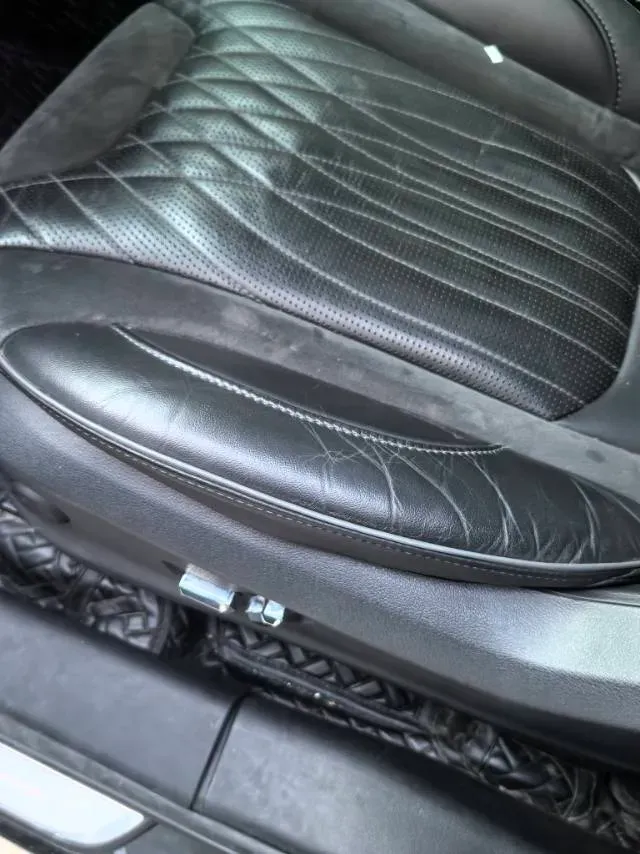 2022 HongQi HS5 2.0T 224HP L4 6AT,autocango,china used car exporter,china ev exporter,chinese used car exporter,chinese used ev exporter