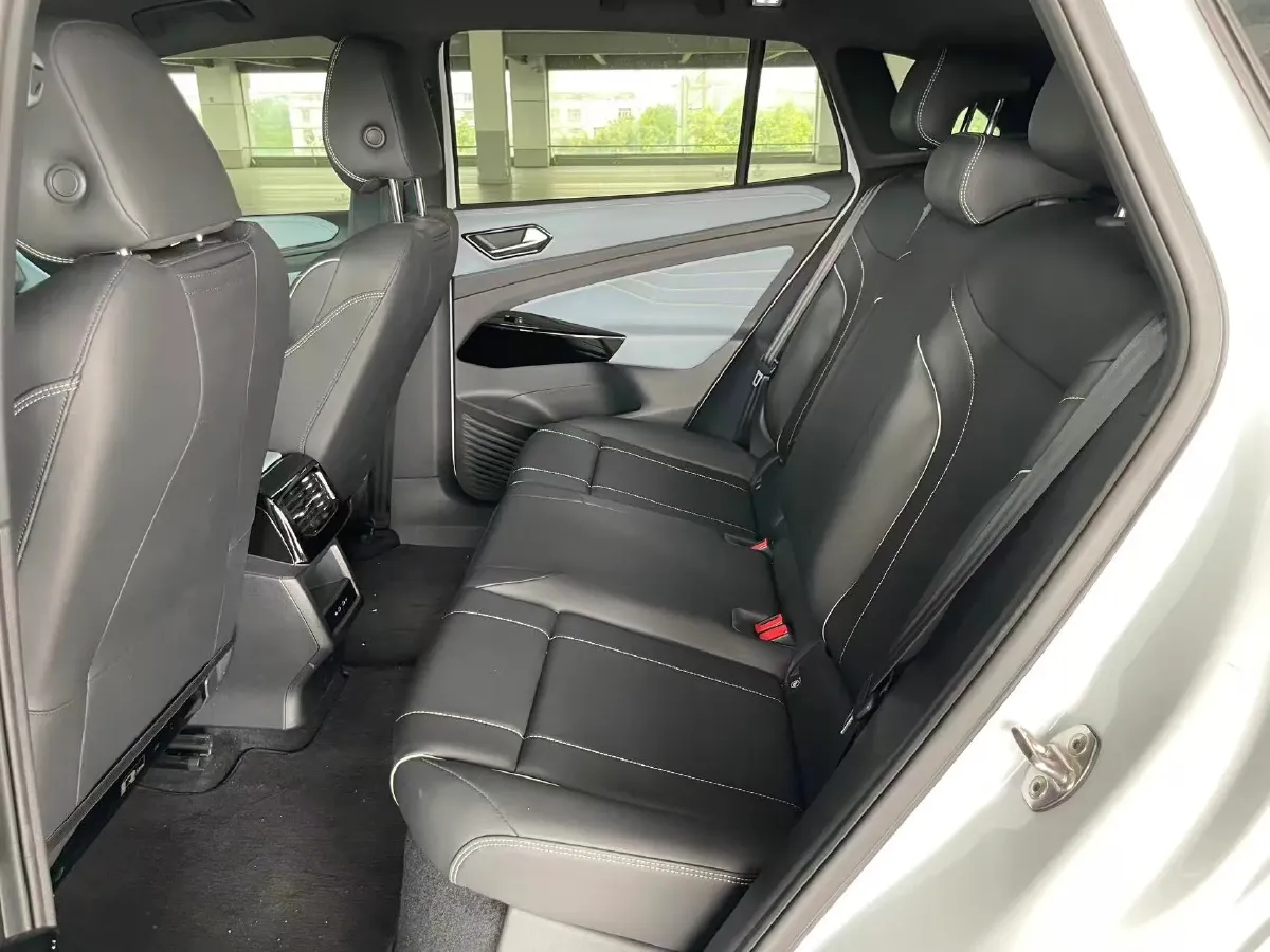 2023 Leapmotor C01 1.5L 95HP L4 REEV 43.7KWH,autocango,china used car exporter,china ev exporter,chinese used car exporter,chinese used ev exporter