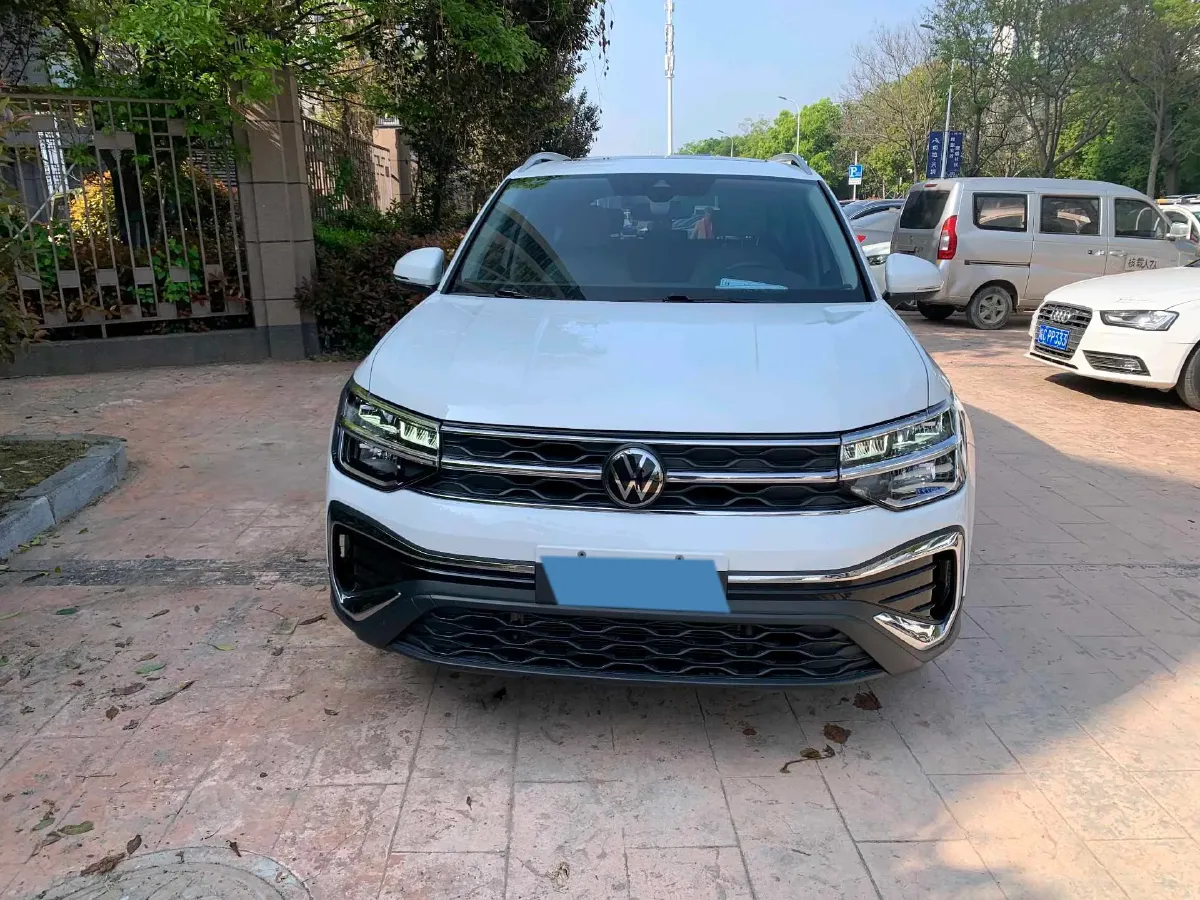 2023 Volkswagen Tharu 1.5T 160HP L4 7DCT,autocango,china used car exporter,china ev exporter,chinese used car exporter,chinese used ev exporter