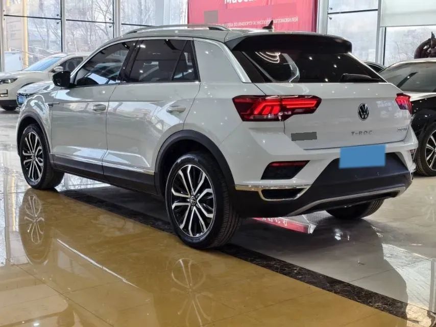 2022 Volkswagen T-Roc 1.4T 150HP L4 7DCT,autocango,china used car exporter,china ev exporter,chinese used car exporter,chinese used ev exporter