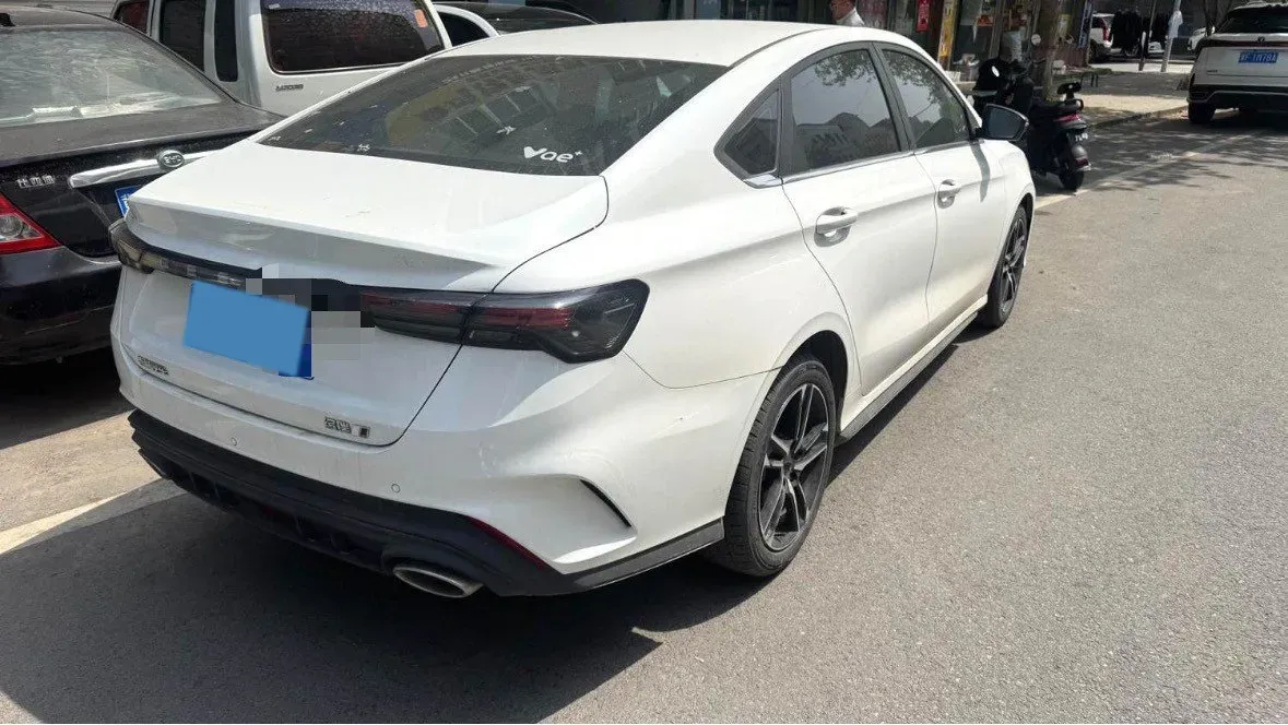2022 Geely Binray 1.5T 181HP L4 7DCT,autocango,china used car exporter,china ev exporter,chinese used car exporter,chinese used ev exporter