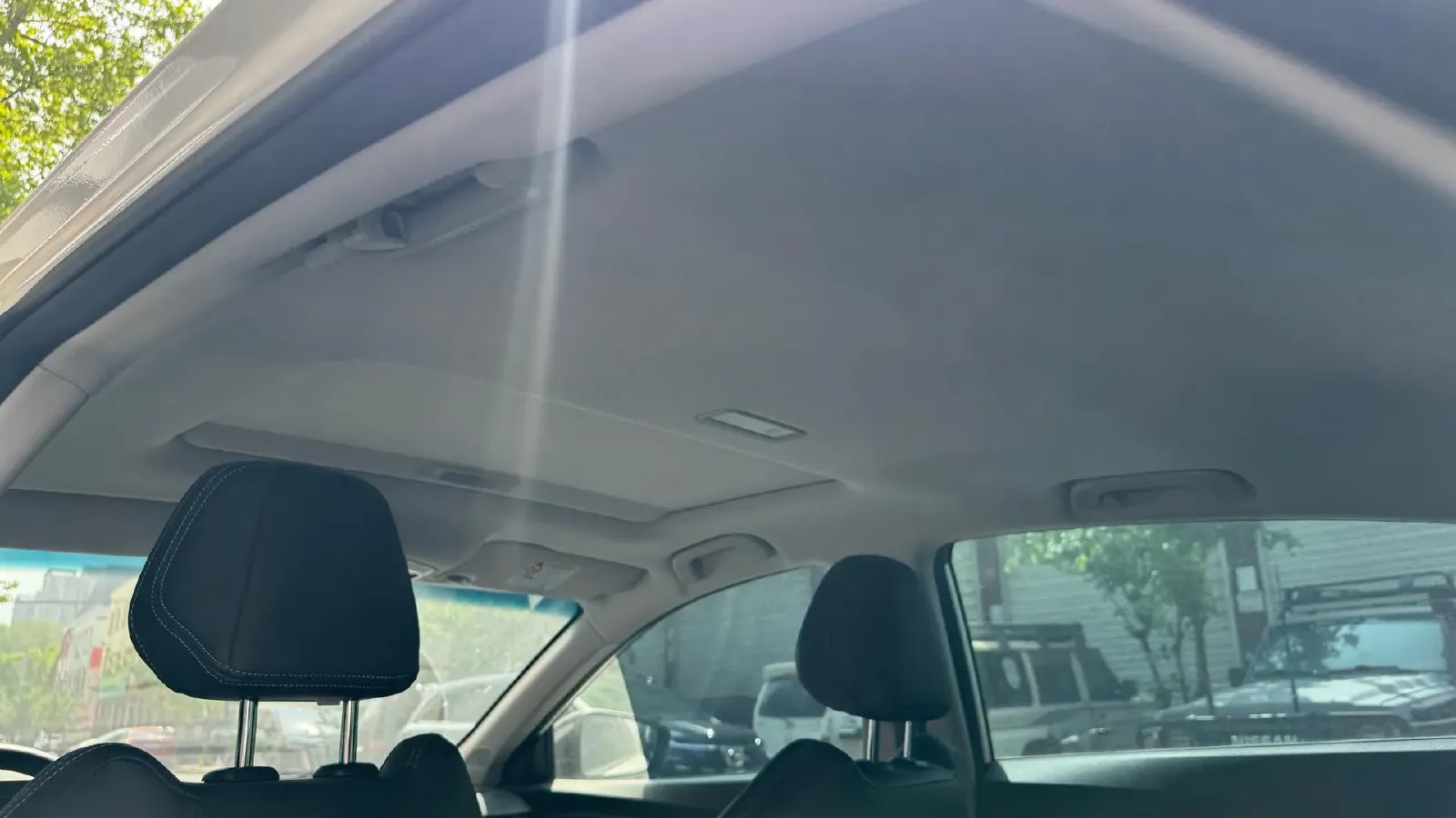 2022 Geely Binray 1.5T 181HP L4 7DCT,autocango,china used car exporter,china ev exporter,chinese used car exporter,chinese used ev exporter