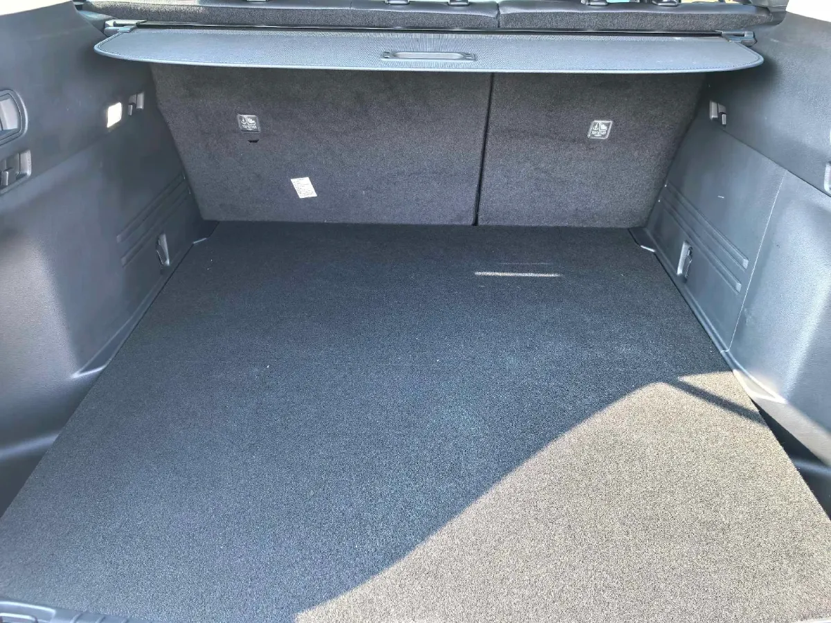 2022 LYNK&CO 05 2.0T 254HP L4 8AT,autocango,china used car exporter,china ev exporter,chinese used car exporter,chinese used ev exporter