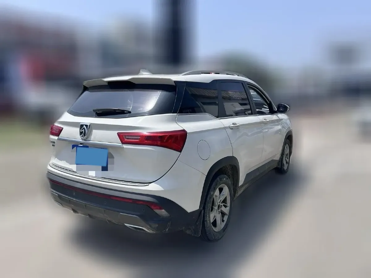 2019 BaoJun 530 1.5T 151HP L4 CVT,autocango,china used car exporter,china ev exporter,chinese used car exporter,chinese used ev exporter