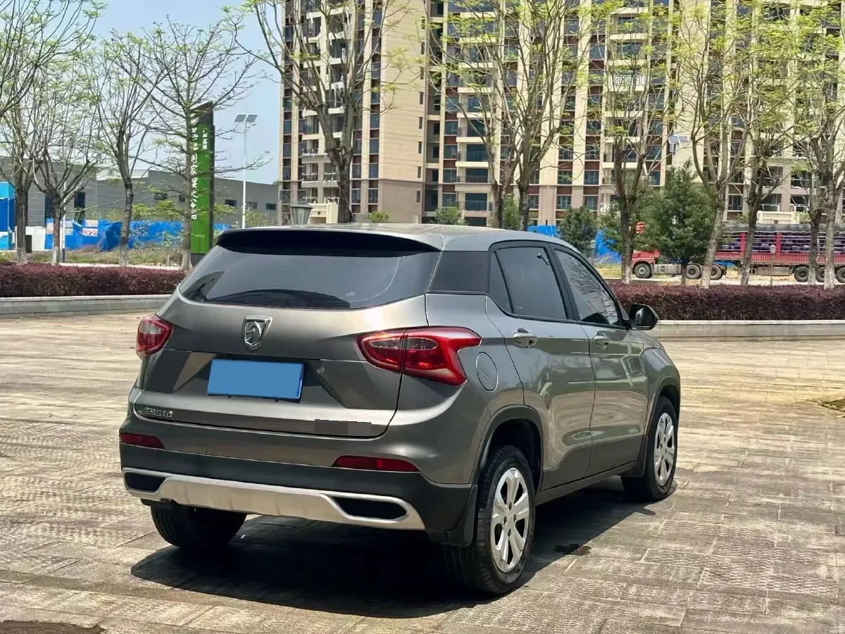 2017 BaoJun 510 1.5L 112HP L4 6MT,autocango,china used car exporter,china ev exporter,chinese used car exporter,chinese used ev exporter