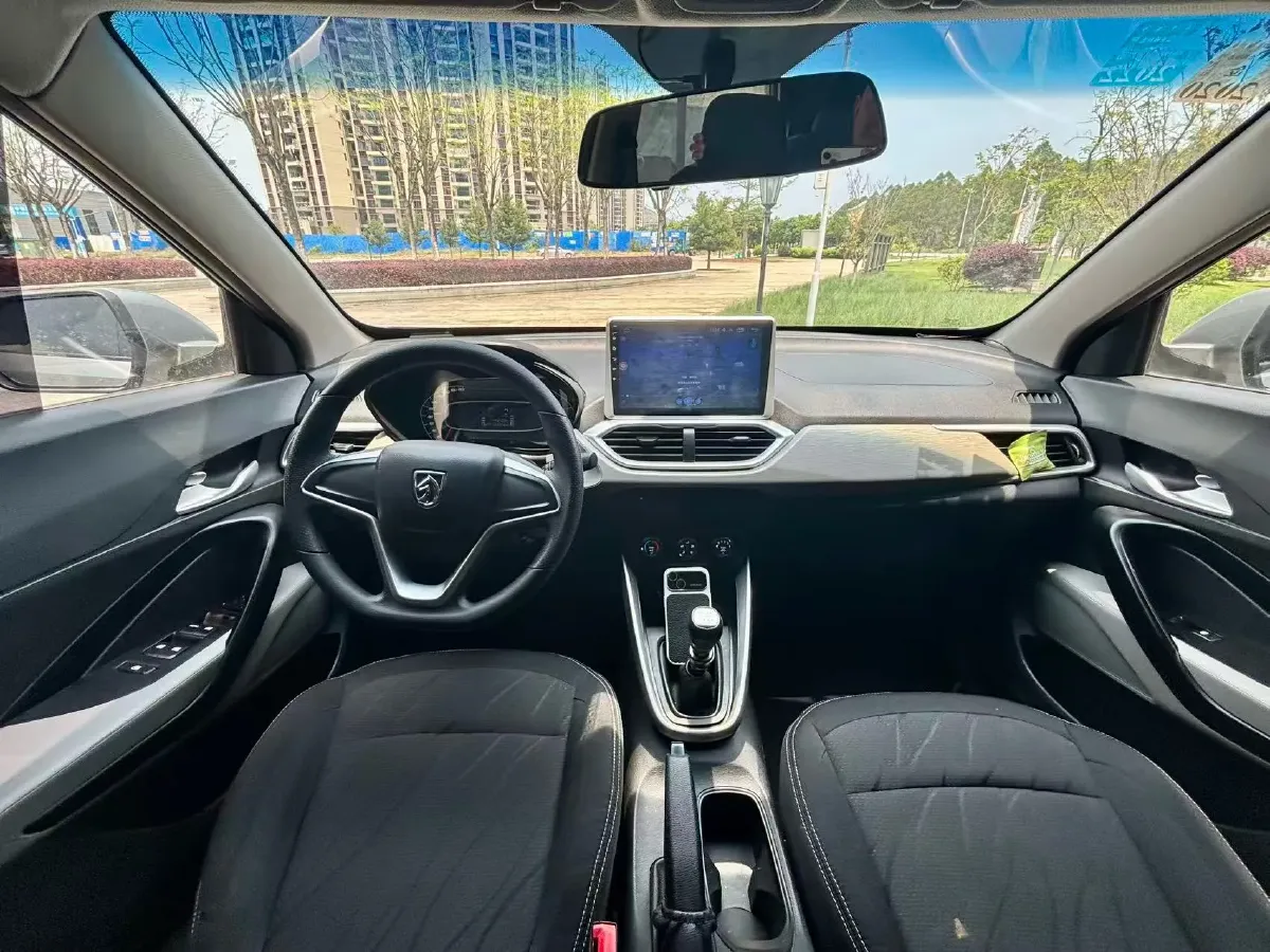 2017 BaoJun 510 1.5L 112HP L4 6MT,autocango,china used car exporter,china ev exporter,chinese used car exporter,chinese used ev exporter