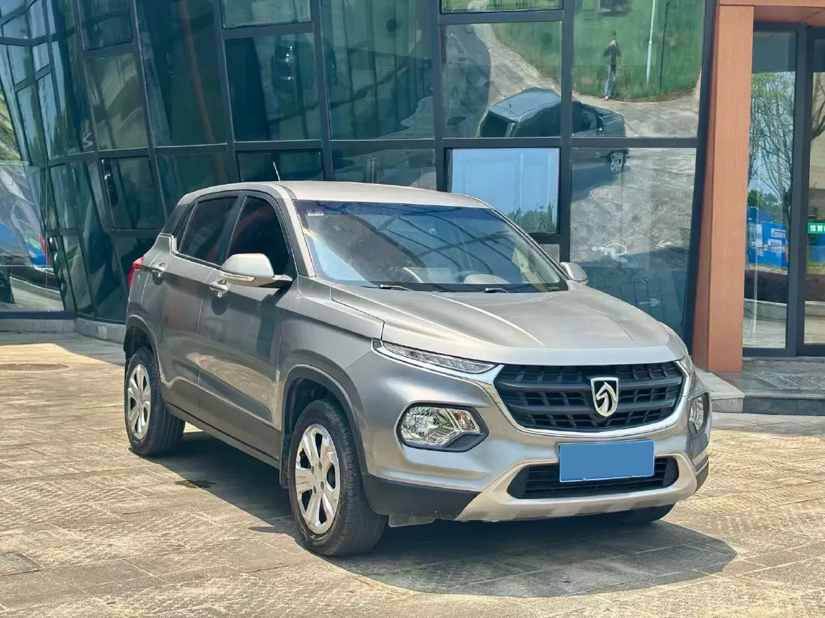2017 BaoJun 510 1.5L 112HP L4 6MT,autocango,china used car exporter,china ev exporter,chinese used car exporter,chinese used ev exporter