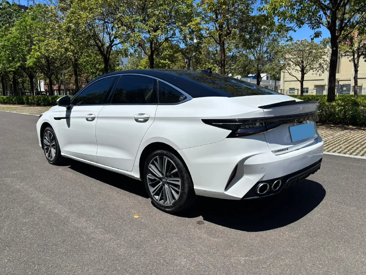 2024 Chery Arrizo 8 1.6T 197HP L4 7DCT,autocango,china used car exporter,china ev exporter,chinese used car exporter,chinese used ev exporter