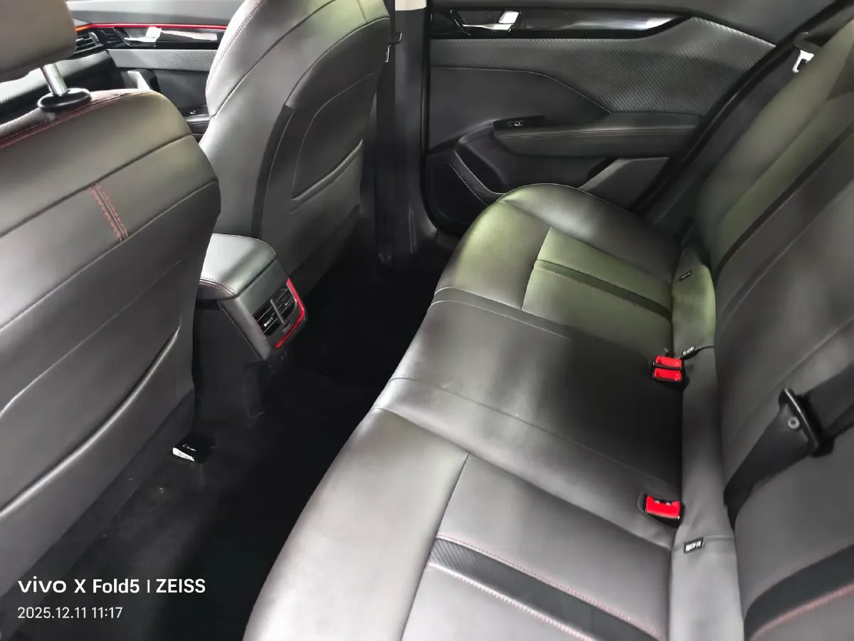 2021 DongFeng Aeolus YiXuan 1.5T 150HP L4 6DCT,autocango,china used car exporter,china ev exporter,chinese used car exporter,chinese used ev exporter