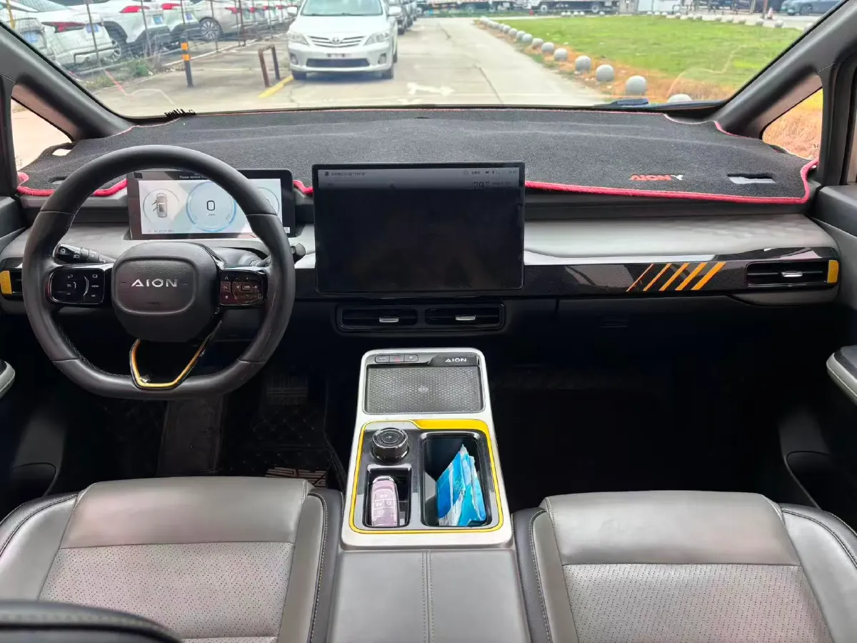 2022 Geely Okavango 1.8T 184HP L4 7DCT,autocango,china used car exporter,china ev exporter,chinese used car exporter,chinese used ev exporter