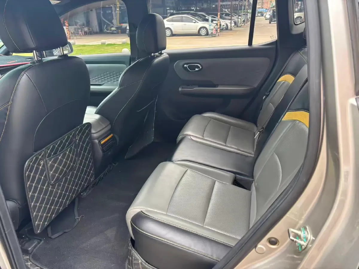 2022 Geely Okavango 1.8T 184HP L4 7DCT,autocango,china used car exporter,china ev exporter,chinese used car exporter,chinese used ev exporter