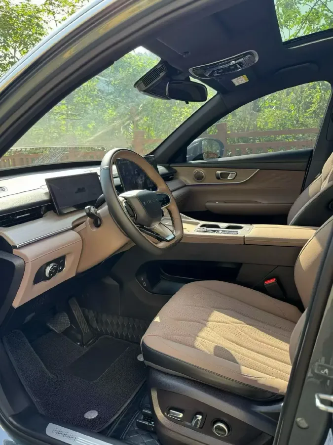 2025 Fulwin FulwinT8 1.5T 156HP L4 1DHT PHEV 18.67KWH,autocango,china used car exporter,china ev exporter,chinese used car exporter,chinese used ev exporter