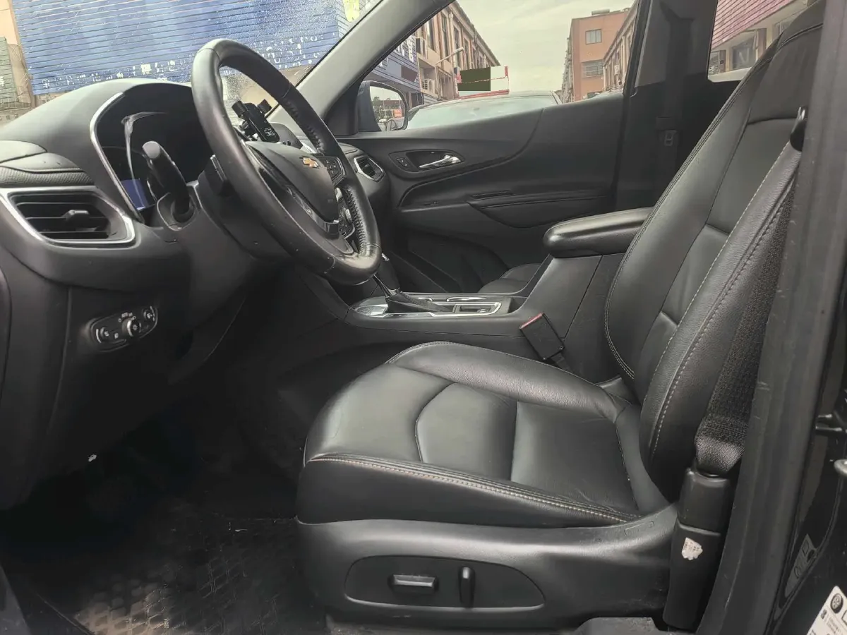 2019 Chevrolet Equinox 1.5T 169HP L4 6AT,autocango,china used car exporter,china ev exporter,chinese used car exporter,chinese used ev exporter