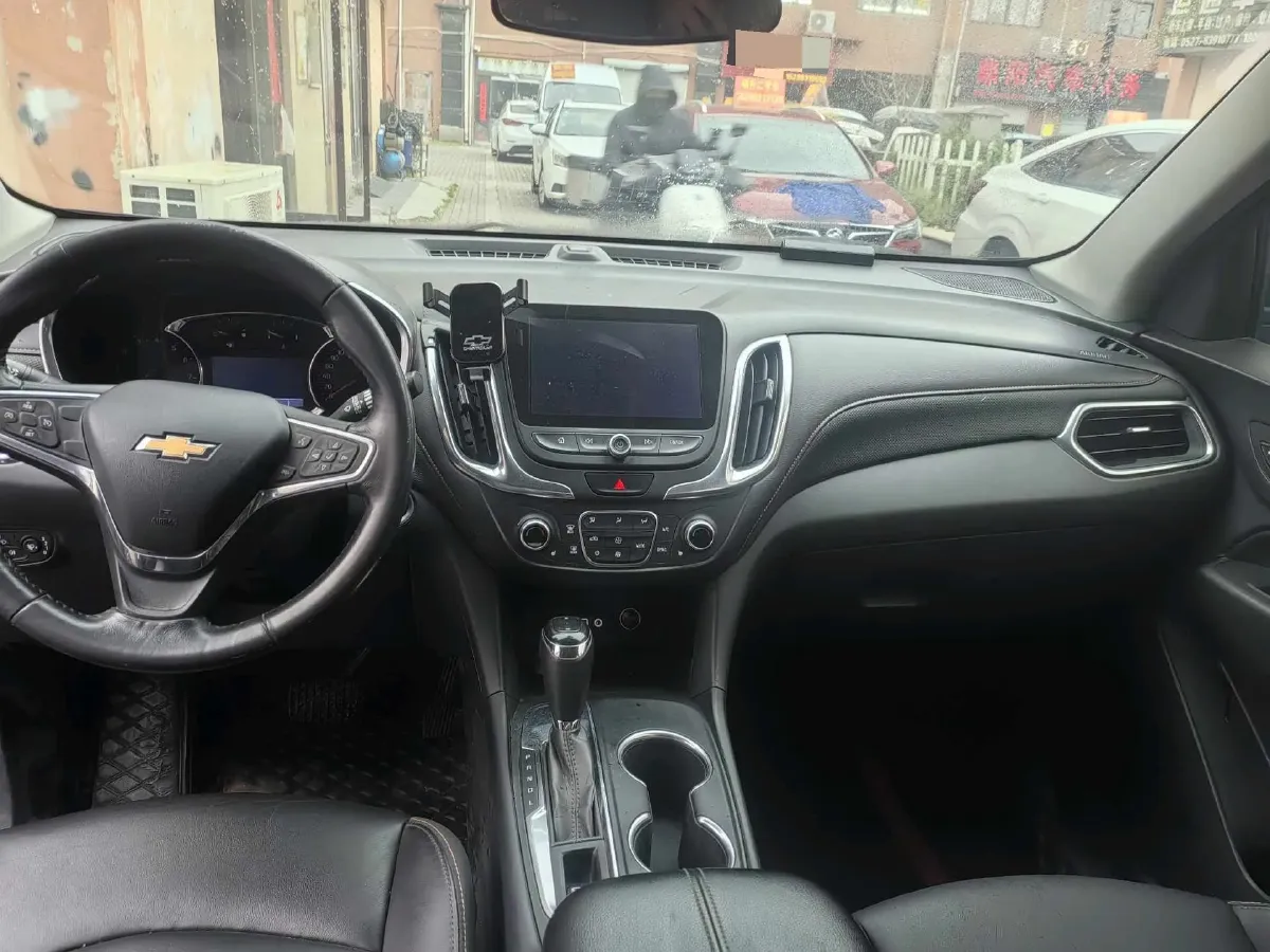 2019 Chevrolet Equinox 1.5T 169HP L4 6AT,autocango,china used car exporter,china ev exporter,chinese used car exporter,chinese used ev exporter