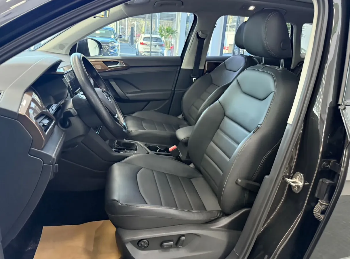 2021 Volkswagen Tharu 1.4T 150HP L4 7DCT,autocango,china used car exporter,china ev exporter,chinese used car exporter,chinese used ev exporter