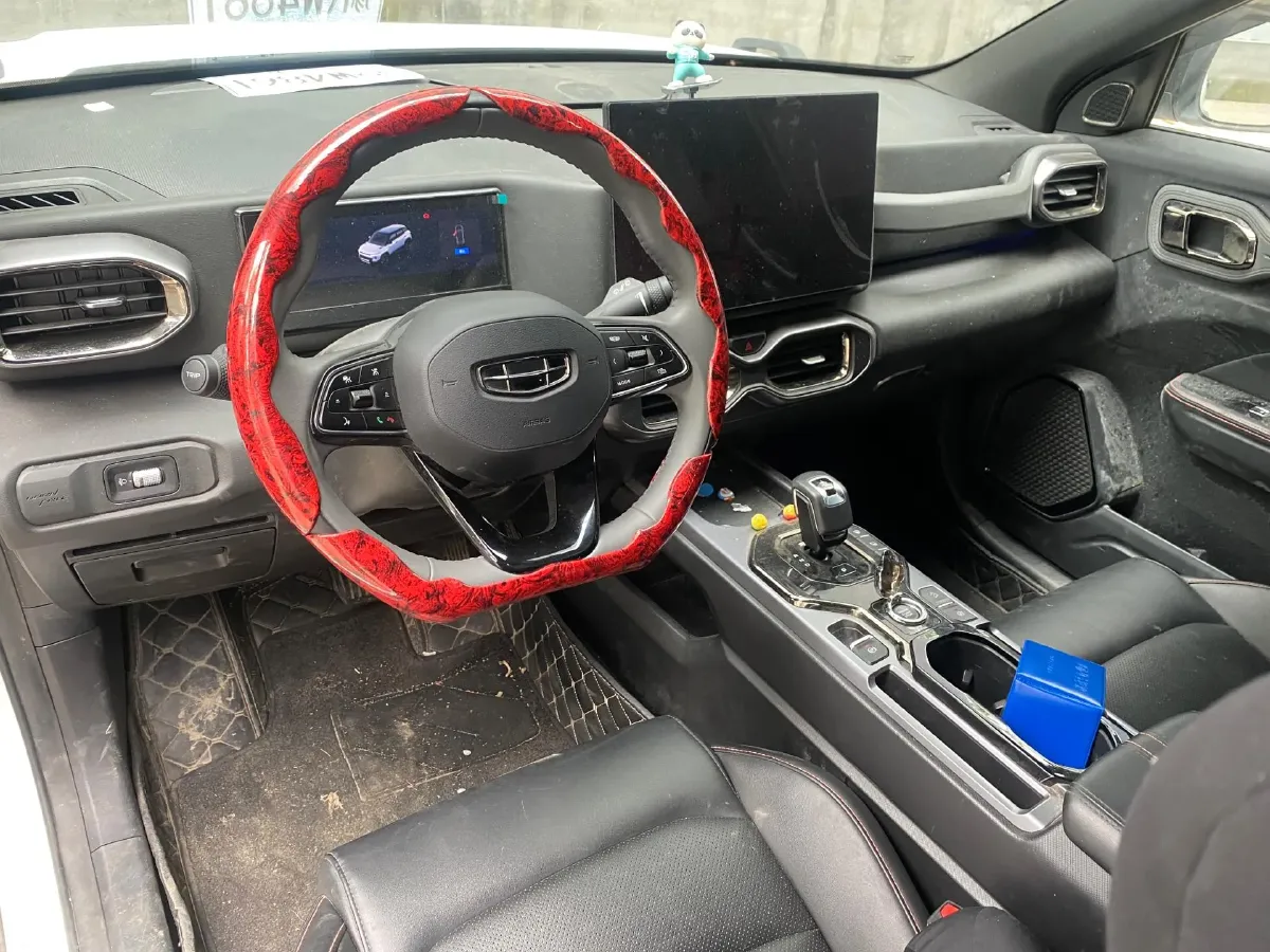 2025 Geely Cowboy 1.5T 181HP L4 7DCT,autocango,china used car exporter,china ev exporter,chinese used car exporter,chinese used ev exporter