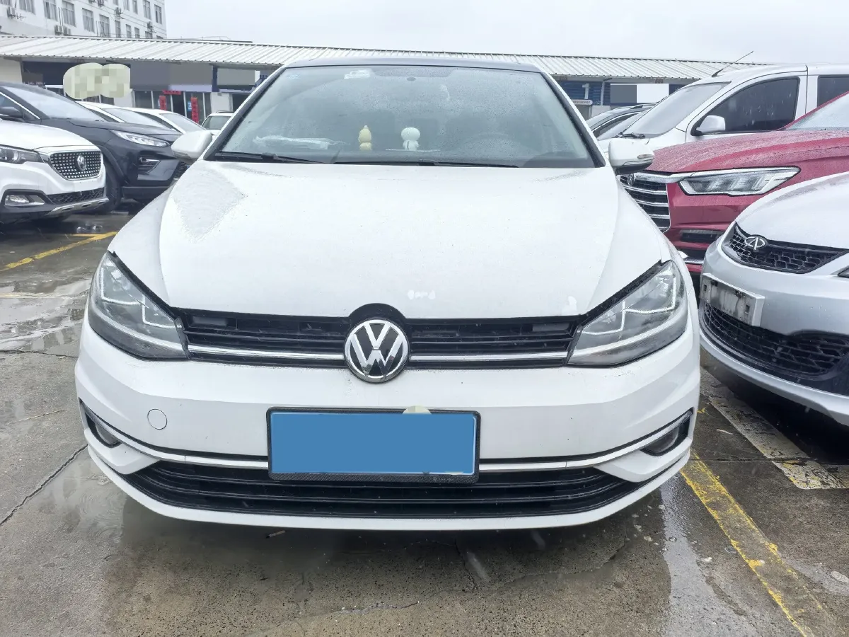 2020 Volkswagen Golf 1.2T 116HP L4 7DCT,autocango,china used car exporter,china ev exporter,chinese used car exporter,chinese used ev exporter