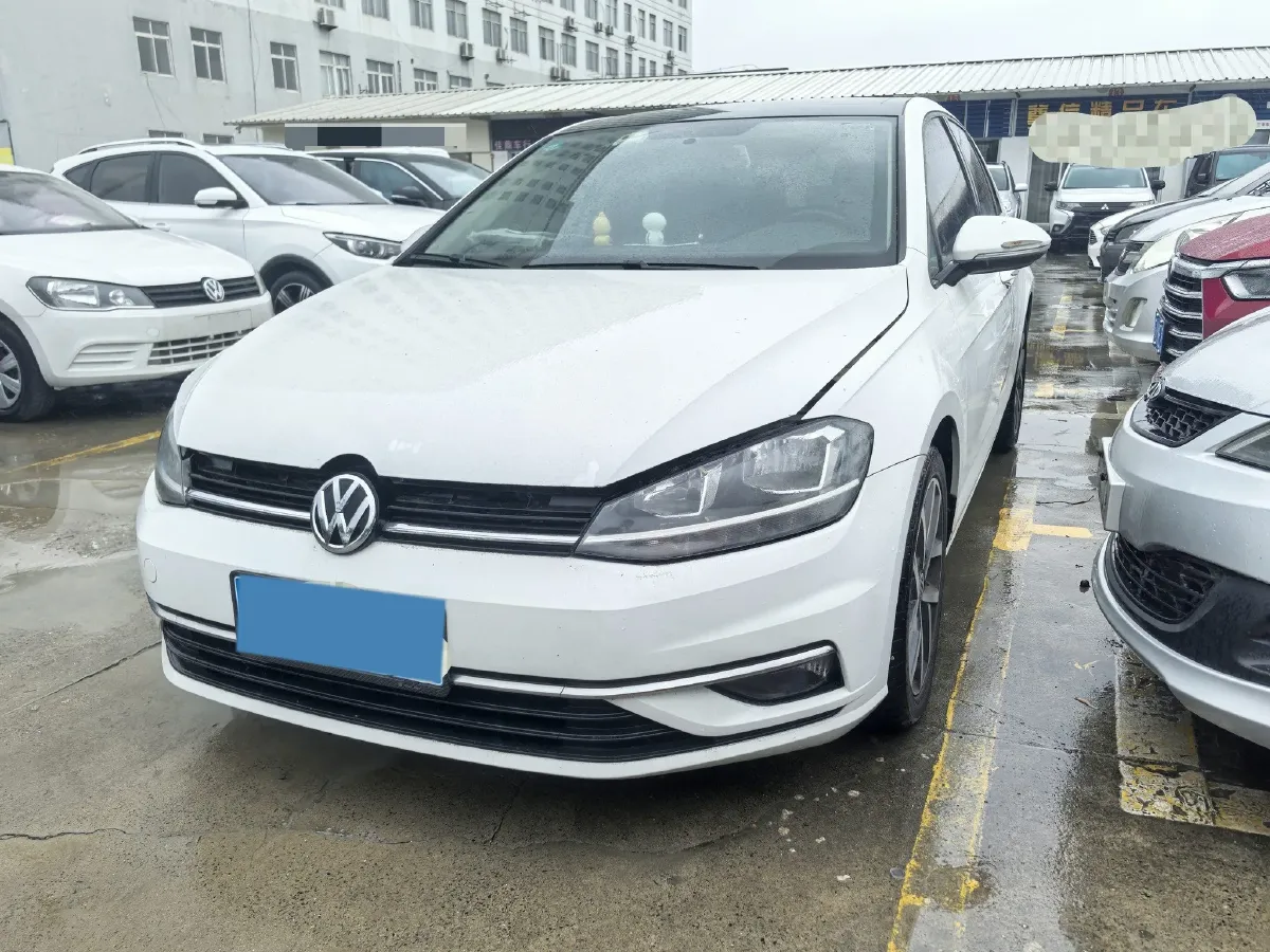 2020 Volkswagen Golf 1.2T 116HP L4 7DCT,autocango,china used car exporter,china ev exporter,chinese used car exporter,chinese used ev exporter
