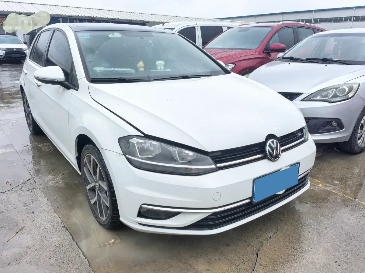 2020 Volkswagen Golf 1.2T 116HP L4 7DCT,autocango,china used car exporter,china ev exporter,chinese used car exporter,chinese used ev exporter
