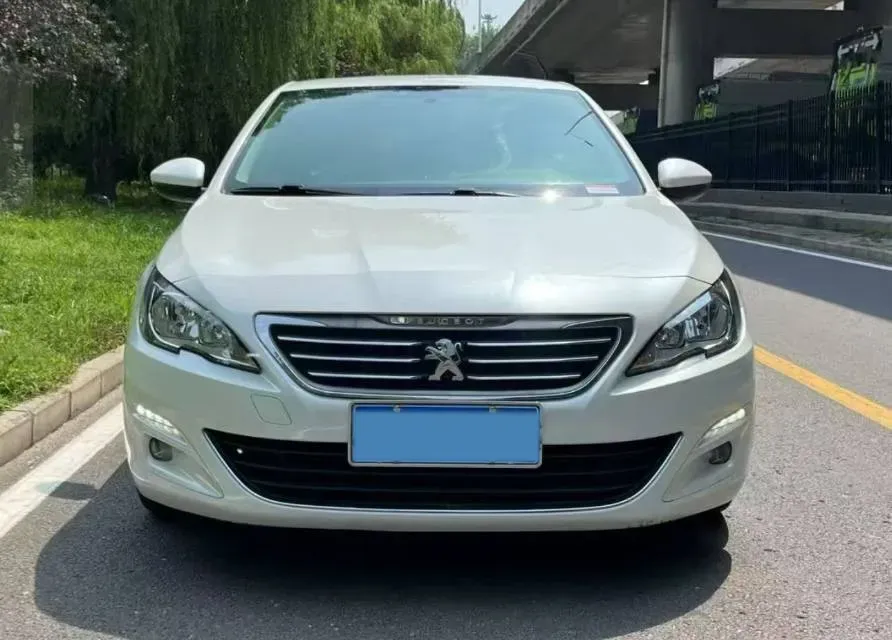 2018 Peugeot 408 1.6T 167HP L4 6AT,autocango,china used car exporter,china ev exporter,chinese used car exporter,chinese used ev exporter