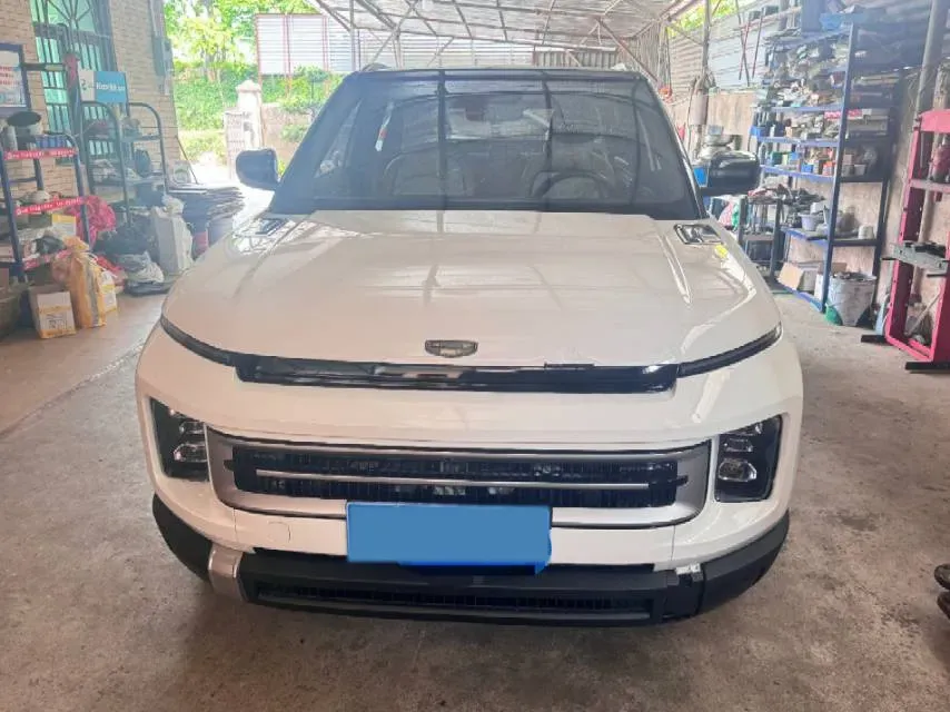 2023 Geely ICON 1.5T 181HP L4 7DCT,autocango,china used car exporter,china ev exporter,chinese used car exporter,chinese used ev exporter