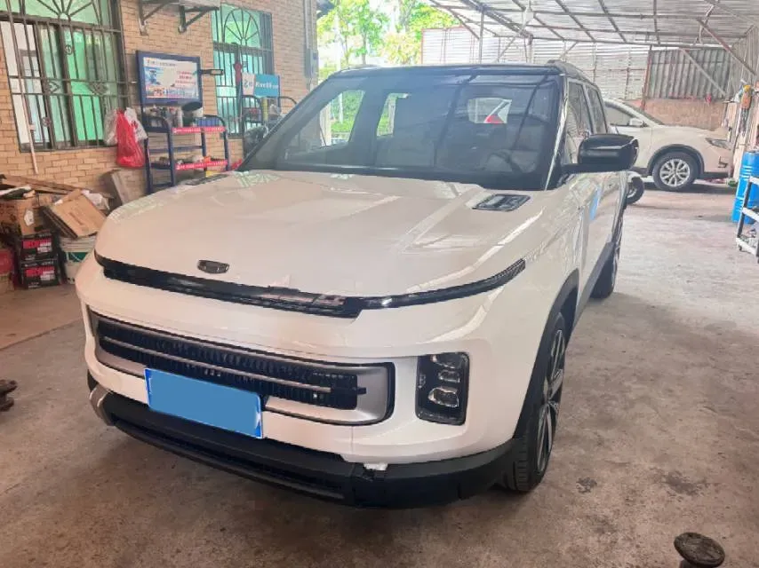 2023 Geely ICON 1.5T 181HP L4 7DCT,autocango,china used car exporter,china ev exporter,chinese used car exporter,chinese used ev exporter