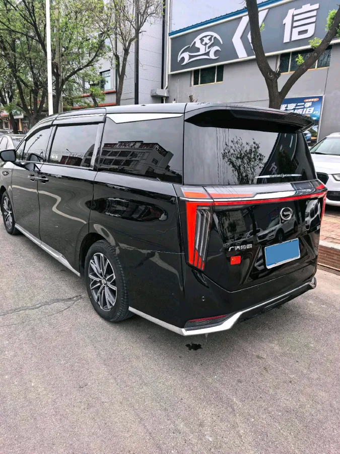 2024 GAC Trumpchi M8 2.0T 252HP L4 8AT,autocango,china used car exporter,china ev exporter,chinese used car exporter,chinese used ev exporter