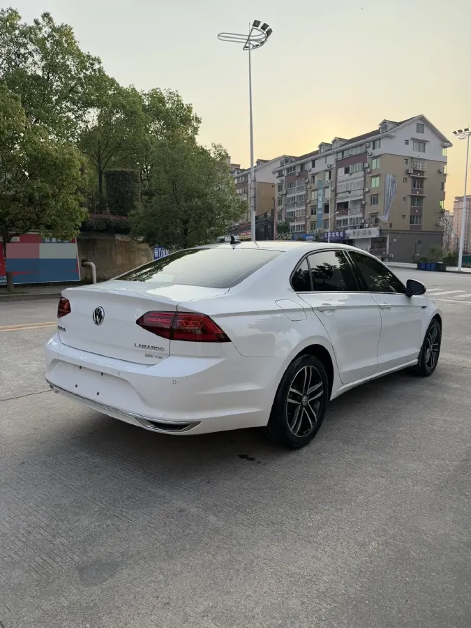 2021 Volkswagen Lamando 1.4T 150HP L4 7DCT,autocango,china used car exporter,china ev exporter,chinese used car exporter,chinese used ev exporter