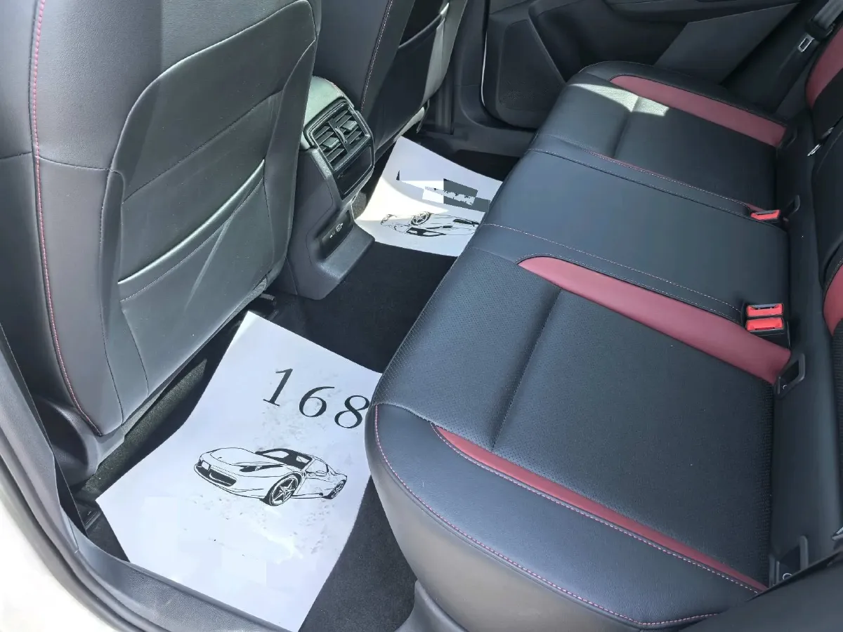 2022 Skoda Karoq 1.4T 150HP L4 7DCT,autocango,china used car exporter,china ev exporter,chinese used car exporter,chinese used ev exporter