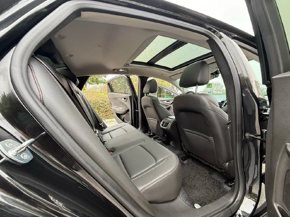 2022 Chevrolet Malibu XL 2.0T 237HP L4 9AT,autocango,china used car exporter,china ev exporter,chinese used car exporter,chinese used ev exporter