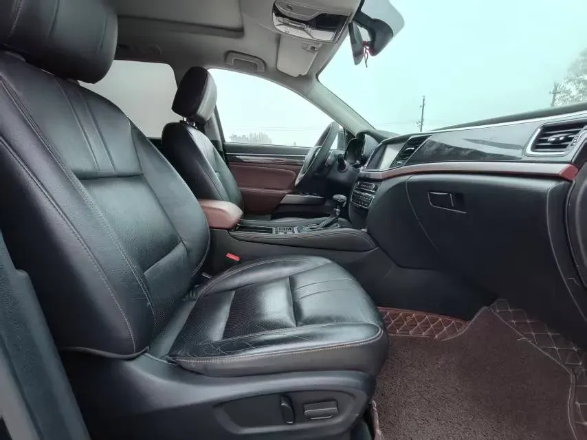 2021 GAC Trumpchi GS8 2.0T 252HP L4 6AT,autocango,china used car exporter,china ev exporter,chinese used car exporter,chinese used ev exporter