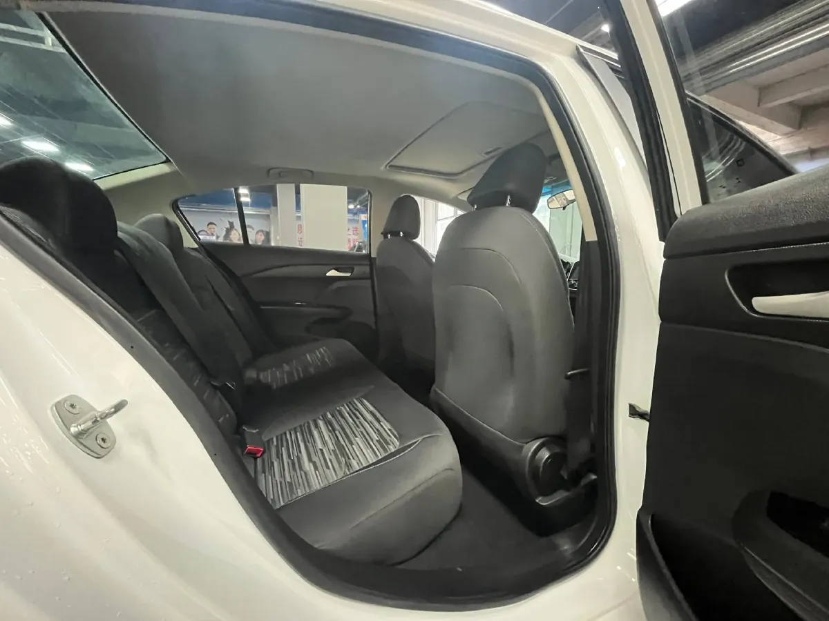 2019 Chevrolet Cavalier 1.5L 113HP L4 6AT,autocango,china used car exporter,china ev exporter,chinese used car exporter,chinese used ev exporter