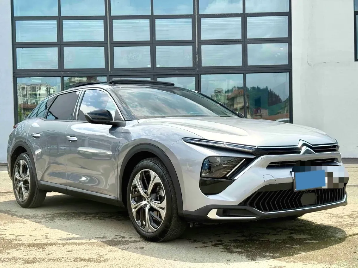 2022 Citroen C5 X 1.6T 175HP L4 8AT,autocango,china used car exporter,china ev exporter,chinese used car exporter,chinese used ev exporter