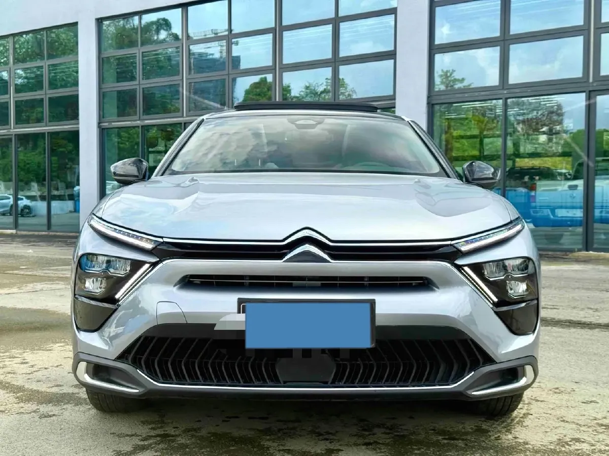 2022 Citroen C5 X 1.6T 175HP L4 8AT,autocango,china used car exporter,china ev exporter,chinese used car exporter,chinese used ev exporter