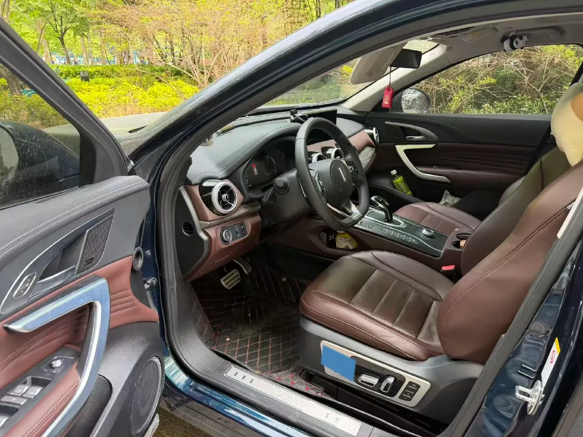 2020 WEY VV7 GT 2.0T 227HP L4 7DCT,autocango,china used car exporter,china ev exporter,chinese used car exporter,chinese used ev exporter