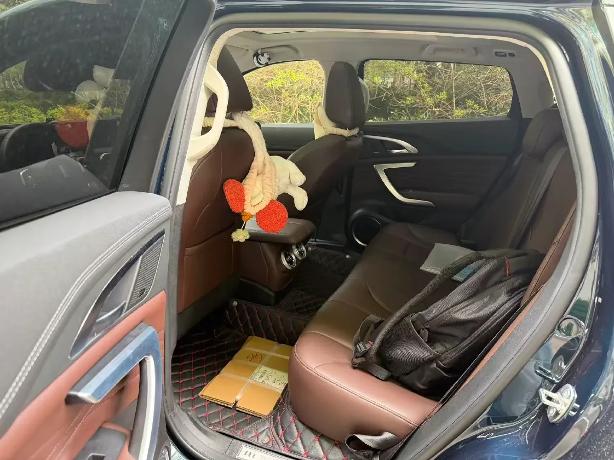 2020 WEY VV7 GT 2.0T 227HP L4 7DCT,autocango,china used car exporter,china ev exporter,chinese used car exporter,chinese used ev exporter