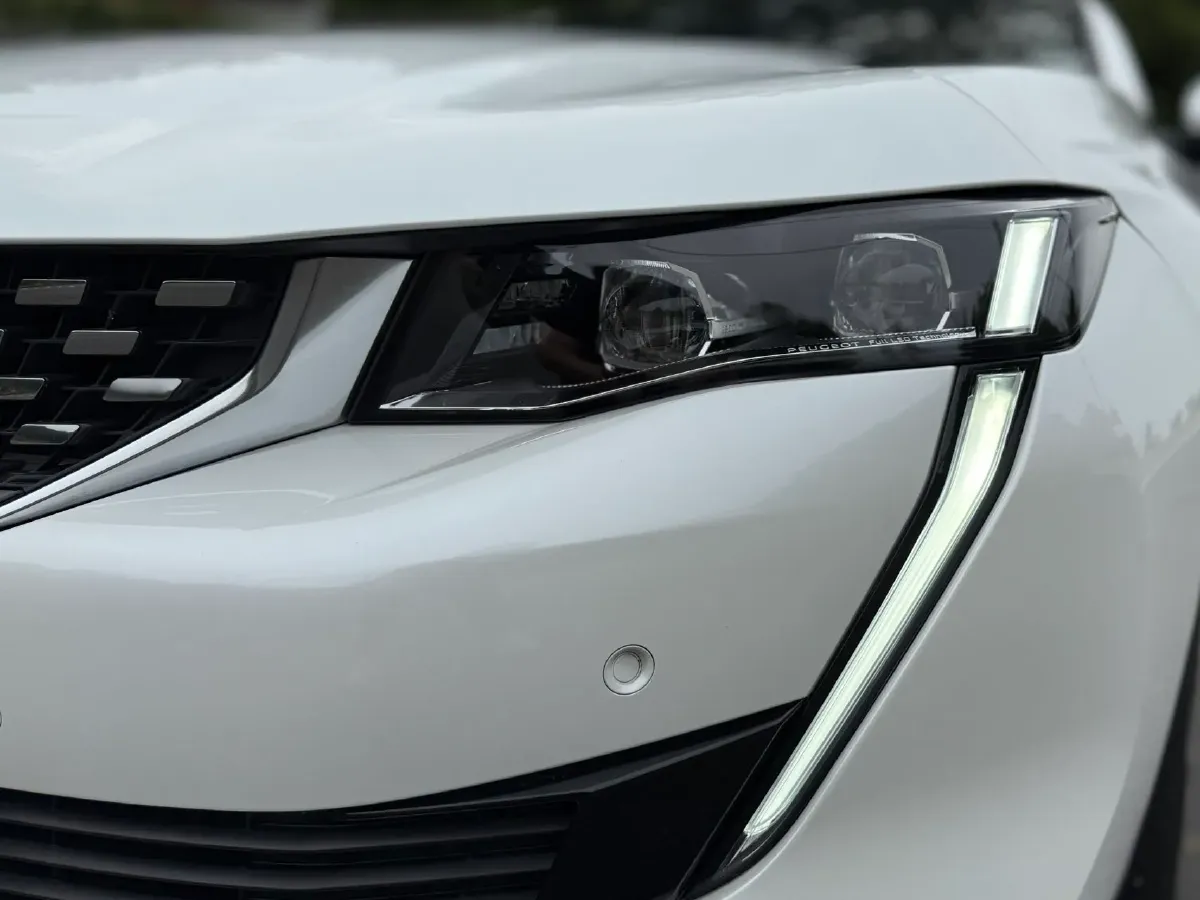 2022 Peugeot 508 1.8T 211HP L4 8AT,autocango,china used car exporter,china ev exporter,chinese used car exporter,chinese used ev exporter