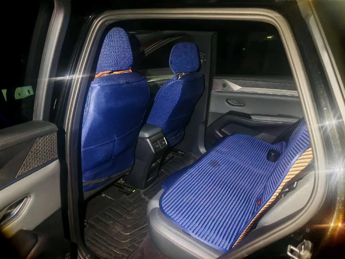 2025 BYD Song Pro 1.5L 101HP L4 E-CVT PHEV 12.9KWH,autocango,china used car exporter,china ev exporter,chinese used car exporter,chinese used ev exporter