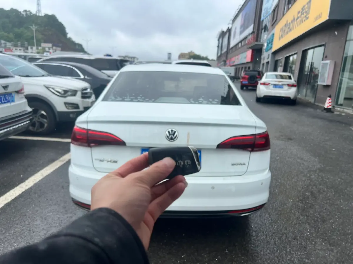 2019 Bestune T77 1.2T 143HP L4 7DCT,autocango,china used car exporter,china ev exporter,chinese used car exporter,chinese used ev exporter