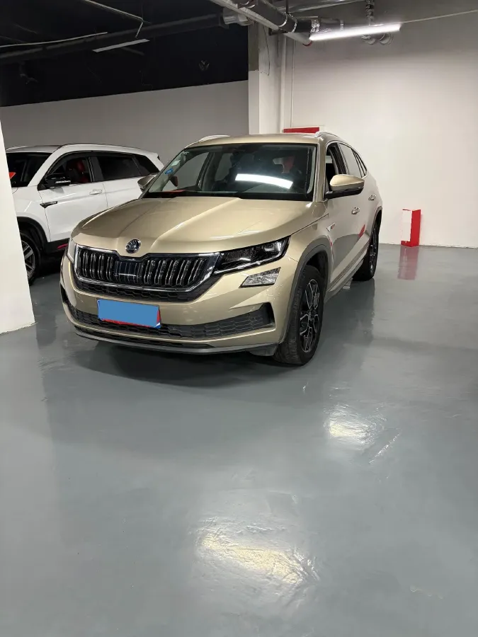 2019 Skoda Kodiak GT 2.0T 220HP L4 7DCT,autocango,china used car exporter,china ev exporter,chinese used car exporter,chinese used ev exporter