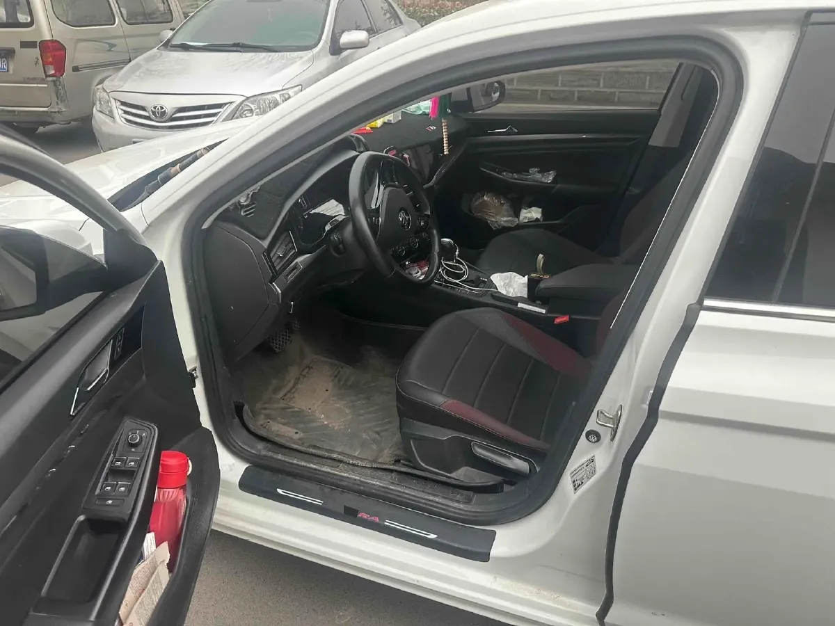 2019 MAXUS T70 2.0T 163HP L4 6AT,autocango,china used car exporter,china ev exporter,chinese used car exporter,chinese used ev exporter