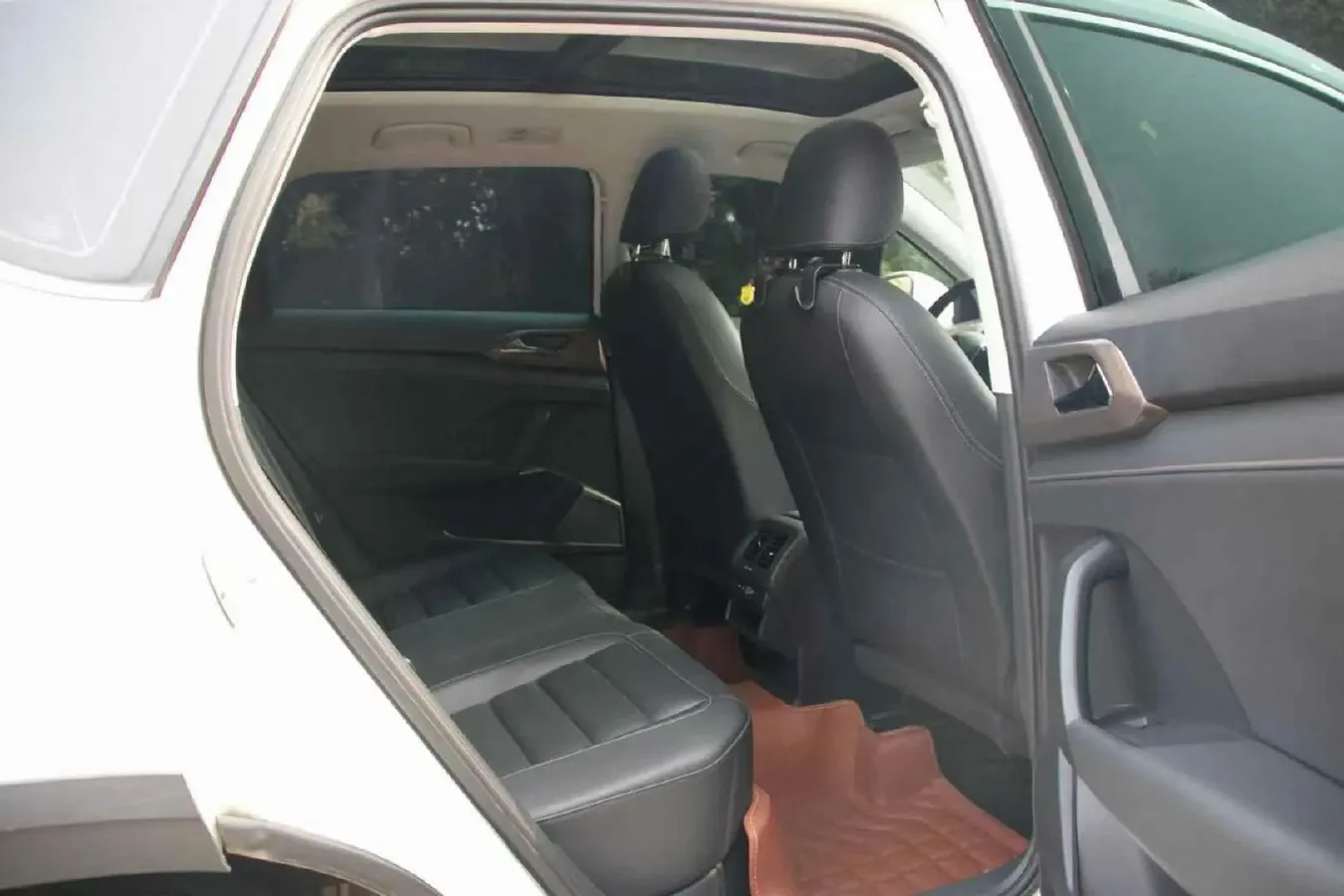 2021 Volkswagen Tharu 1.4T 150HP L4 7DCT,autocango,china used car exporter,china ev exporter,chinese used car exporter,chinese used ev exporter