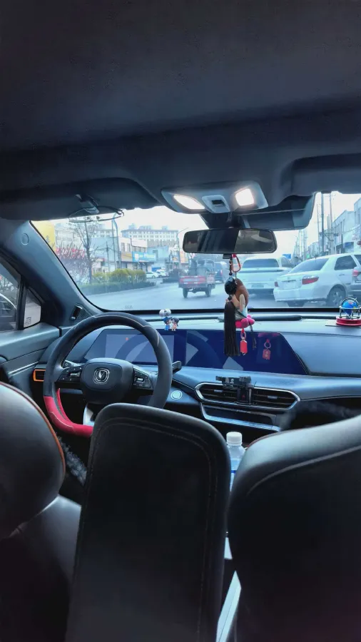 2022 ChangAn UNI-T 1.5T 188HP L4 7DCT,autocango,china used car exporter,china ev exporter,chinese used car exporter,chinese used ev exporter