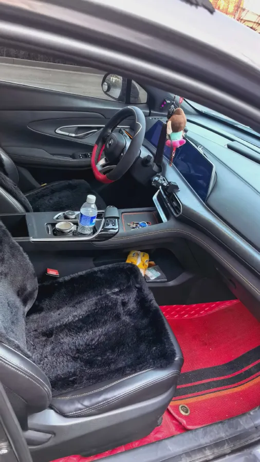 2022 ChangAn UNI-T 1.5T 188HP L4 7DCT,autocango,china used car exporter,china ev exporter,chinese used car exporter,chinese used ev exporter