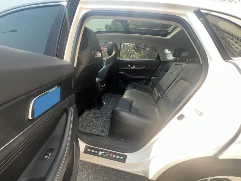 2024 ChangAn UNI-K iDD 1.5T 170HP L4 6TCT PHEV 28.4KWH,autocango,china used car exporter,china ev exporter,chinese used car exporter,chinese used ev exporter