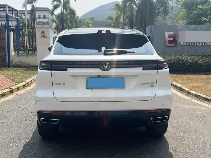 2024 ChangAn UNI-K iDD 1.5T 170HP L4 6TCT PHEV 28.4KWH,autocango,china used car exporter,china ev exporter,chinese used car exporter,chinese used ev exporter