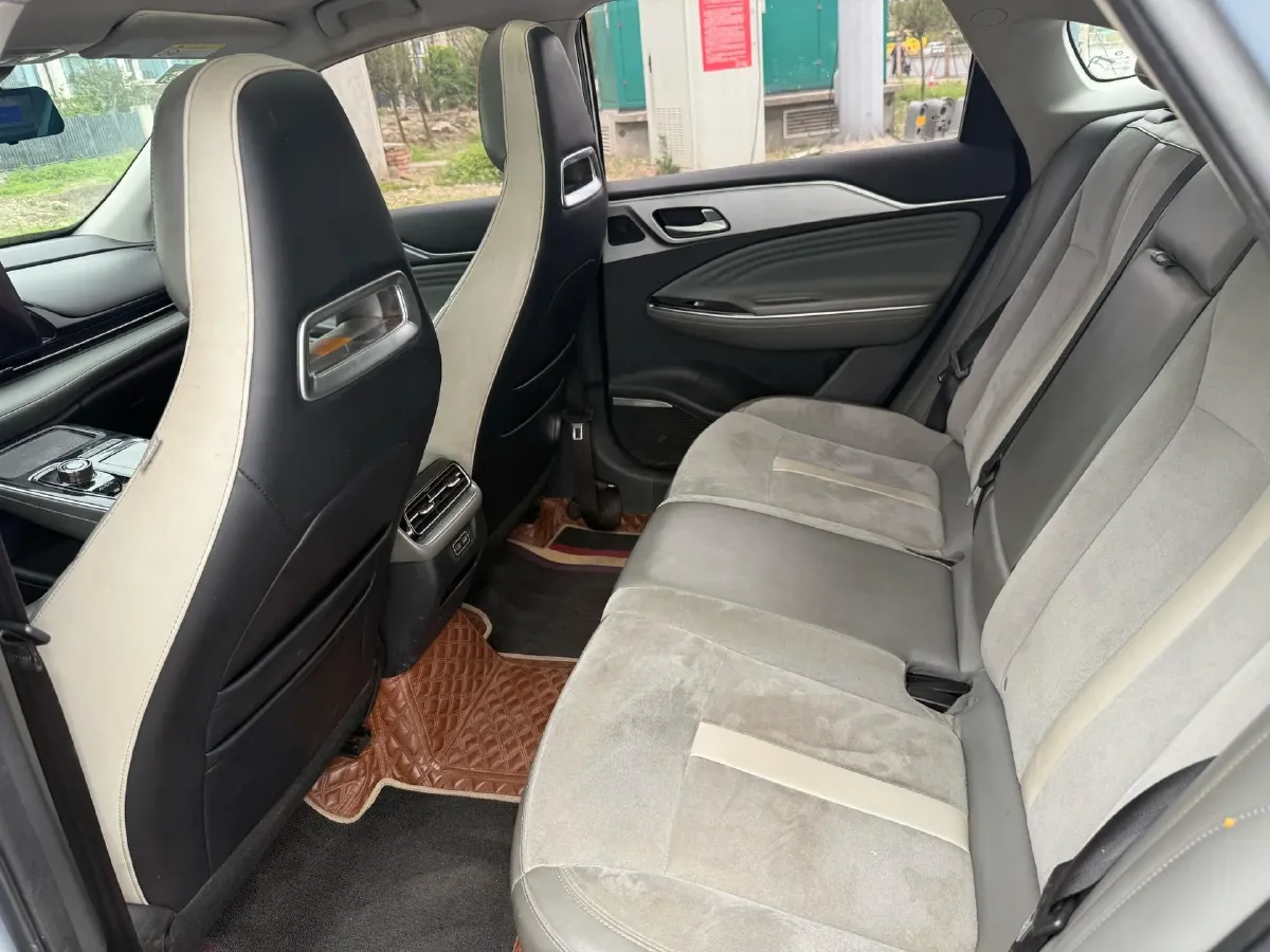 2022 ChangAn Oshan Z6 1.5T 170HP L4 6TCT PHEV 28.4KWH,autocango,china used car exporter,china ev exporter,chinese used car exporter,chinese used ev exporter