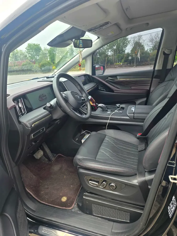 2024 GAC Trumpchi M8 2.0T 252HP L4 8AT,autocango,china used car exporter,china ev exporter,chinese used car exporter,chinese used ev exporter